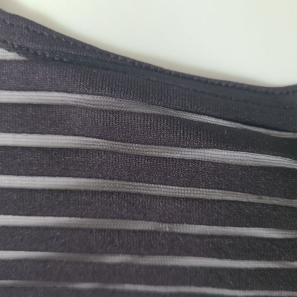 TRÏBE Black Semi Sheer Sleeveless Beach Cover Up Size Large - Picture 3 of 3